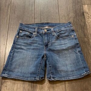 Levi’s denim shorts
